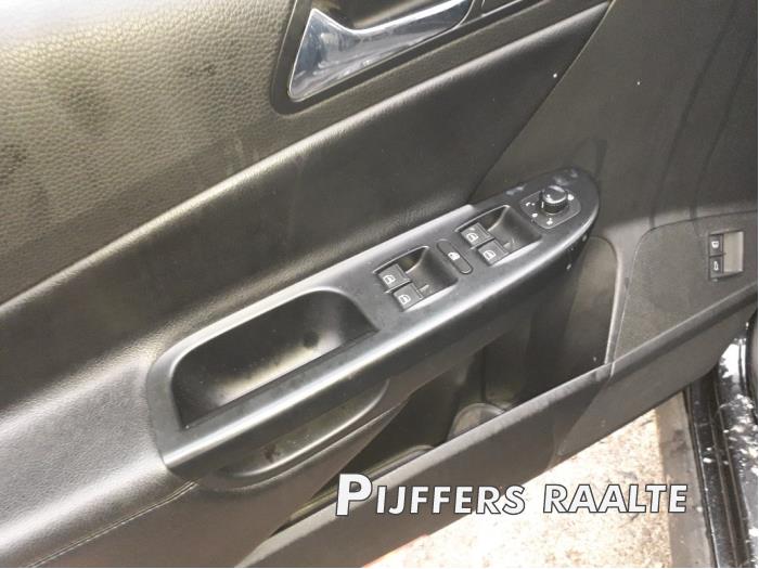 Volkswagen Passat 2.0 FSI 16V Sloopvoertuig (2007, Zwart)