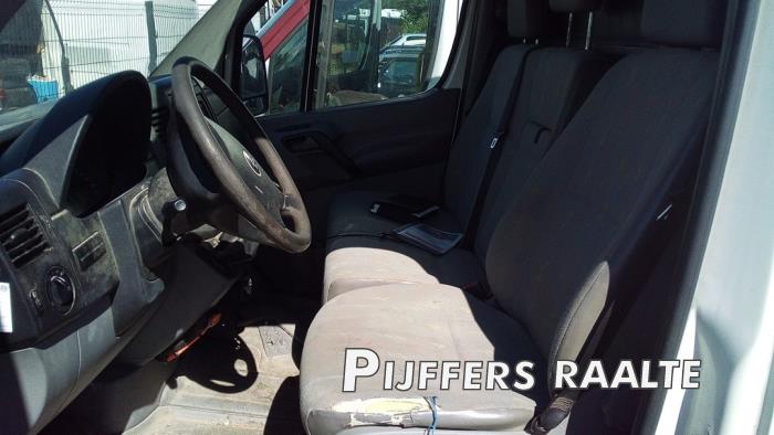 Volkswagen Crafter 2.5 TDI 30/32/35/46/50 Sloopvoertuig (2008, Wit, Grijs)