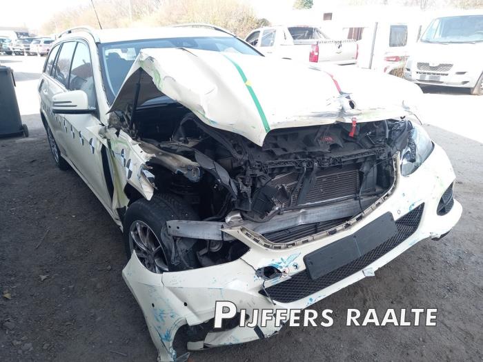 Mercedes E Estate E-200 CDI 16V BlueEfficiency,BlueTEC Sloopvoertuig (2015, Licht)