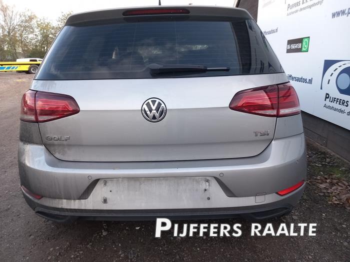 Volkswagen Golf VII 1.0 TSI 12V Sloopvoertuig (2017, Zilver)