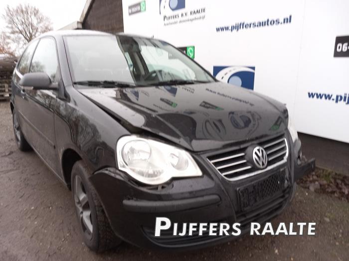 Volkswagen Polo IV 1.2 Sloopvoertuig (2005, Zwart)