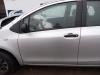 Toyota Yaris II 1.33 16V Dual VVT-I Sloopvoertuig (2010, Grijs)
