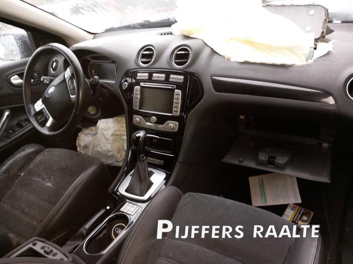 Ford Mondeo IV Wagon 2.0 Ecoboost SCTi 16V Sloopvoertuig (2010, Zwart)