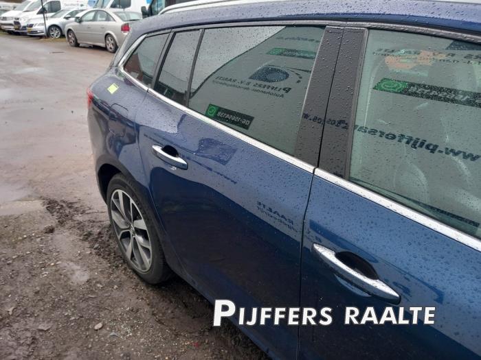 Renault Megane IV Estate 1.5 Energy dCi 110 Sloopvoertuig (2016, Blauw)
