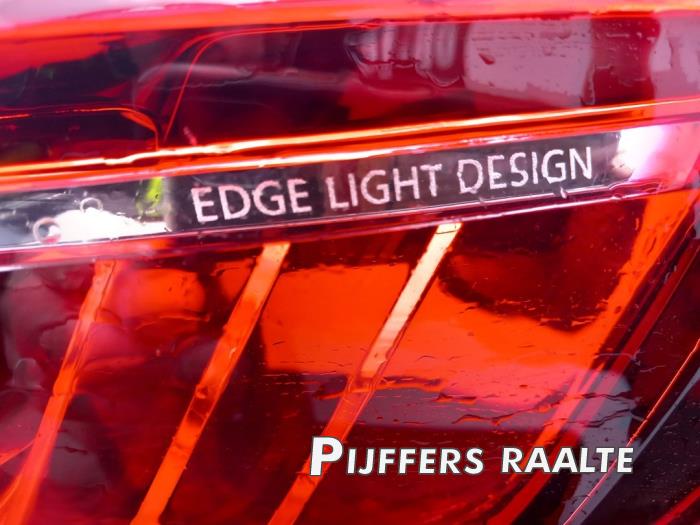 Renault Megane IV Estate 1.5 Energy dCi 110 Sloopvoertuig (2016, Blauw)