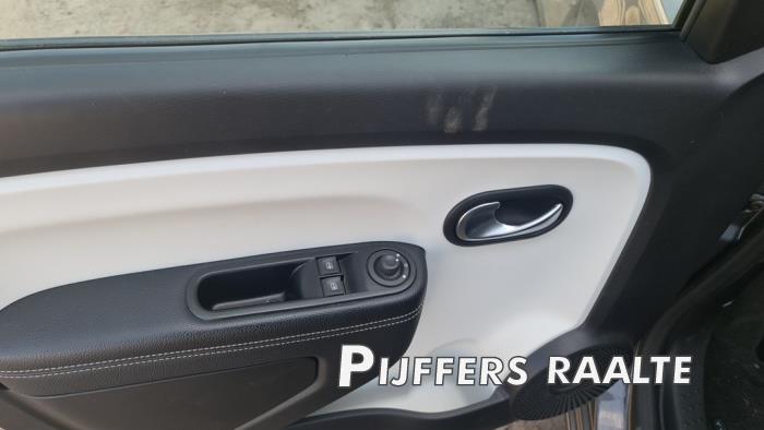 Renault Twingo III 1.0 SCe 75 12V Sloopvoertuig (2019, Grijs)