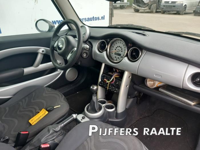 Mini Mini One/Cooper 1.6 16V One Sloopvoertuig (2003, Grijs)