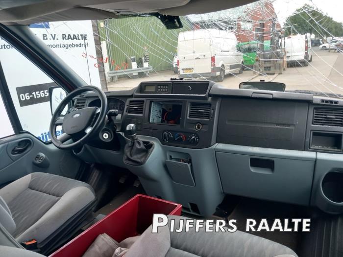 Ford Transit 2.2 TDCi 16V Sloopvoertuig (2008, Rood)