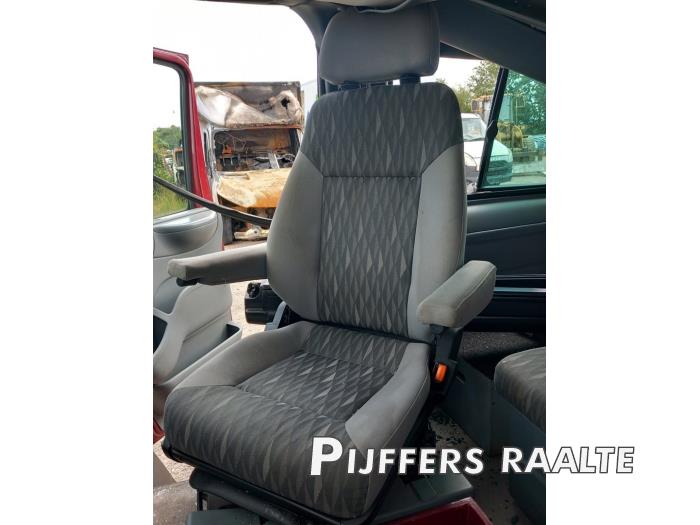 Ford Transit 2.2 TDCi 16V Sloopvoertuig (2008, Rood)