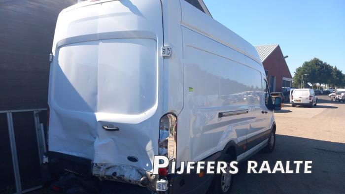 Ford Transit 2.0 TDCi 16V Eco Blue 170 RWD Sloopvoertuig (2017, Roze, Wit)