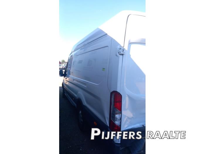 Ford Transit 2.0 TDCi 16V Eco Blue 170 RWD Sloopvoertuig (2017, Roze, Wit)