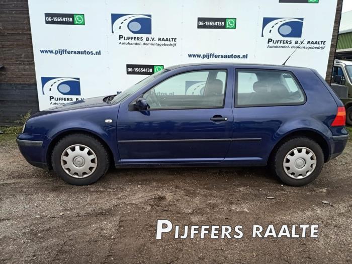 Volkswagen Golf IV 1.4 16V Sloopvoertuig (2000, Blauw)