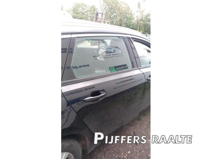 Peugeot 508 SW 1.6 THP 16V Sloopvoertuig (2011, Zwart)