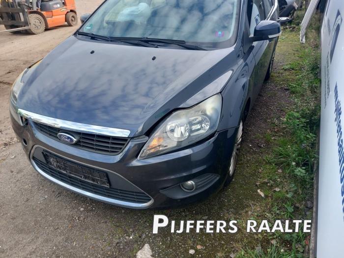 Ford Focus 2 Wagon 1.6 16V Sloopvoertuig (2009, Metallic, Grijs)