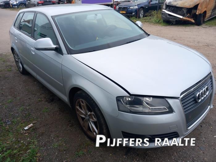 Audi A3 Sportback 2.0 TDI 16V Sloopvoertuig (2009, Grijs)