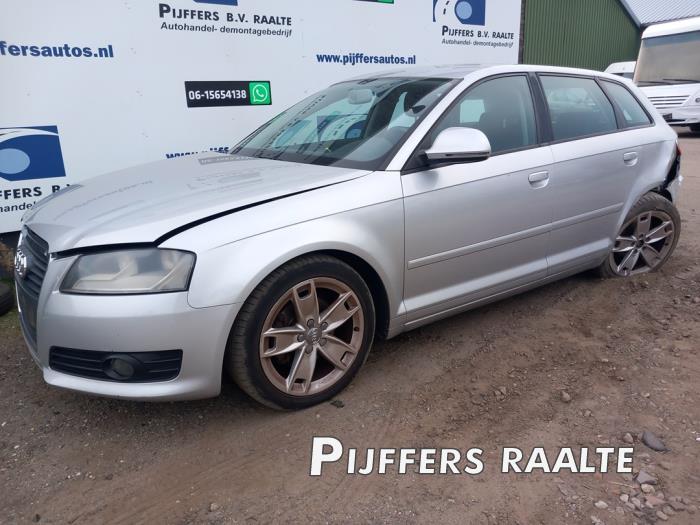 Audi A3 Sportback 2.0 TDI 16V Sloopvoertuig (2009, Grijs)