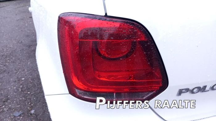 Volkswagen Polo V 1.2 TDI 12V BlueMotion Sloopvoertuig (2010, Wit)