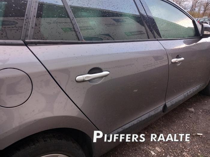 Renault Megane III Grandtour 1.4 16V TCe 130 Sloopvoertuig (2012, Grijs)