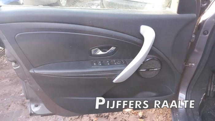 Renault Megane III Grandtour 1.4 16V TCe 130 Sloopvoertuig (2012, Grijs)