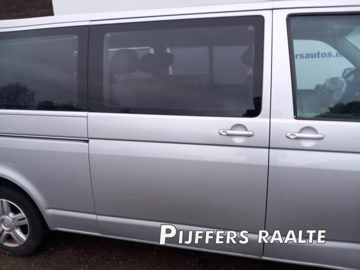Volkswagen Transporter/Caravelle T5 1.9 TDi Sloopvoertuig (2005, Metallic, Zilver)