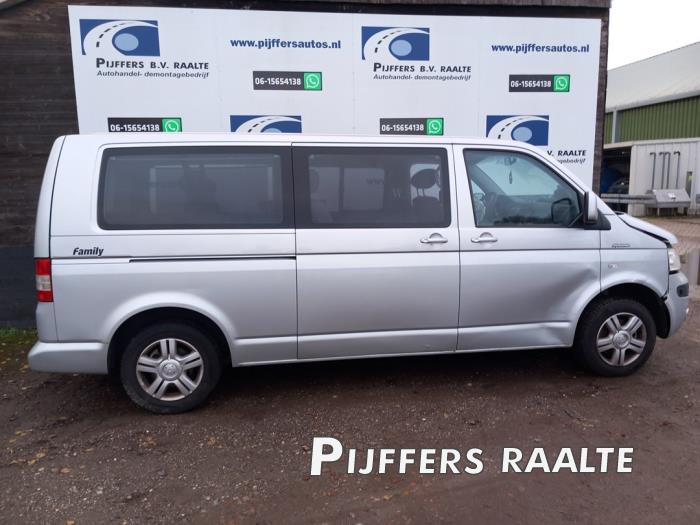 Volkswagen Transporter/Caravelle T5 1.9 TDi Sloopvoertuig (2005, Metallic, Zilver)
