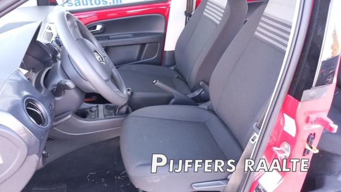 Volkswagen Up! 1.0 12V 60 Sloopvoertuig (2017, Rood)