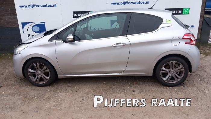Peugeot 208 I 1.6 Vti 16V Sloopvoertuig (2014, Grijs)