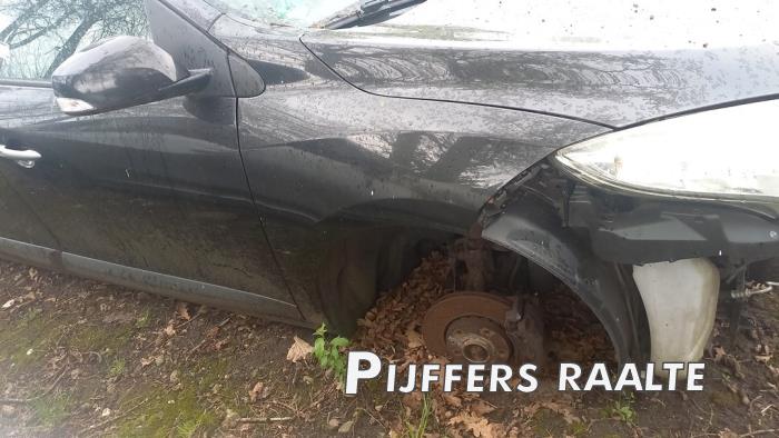 Renault Megane III Grandtour 1.4 16V TCe 130 Sloopvoertuig (2010, Zwart)