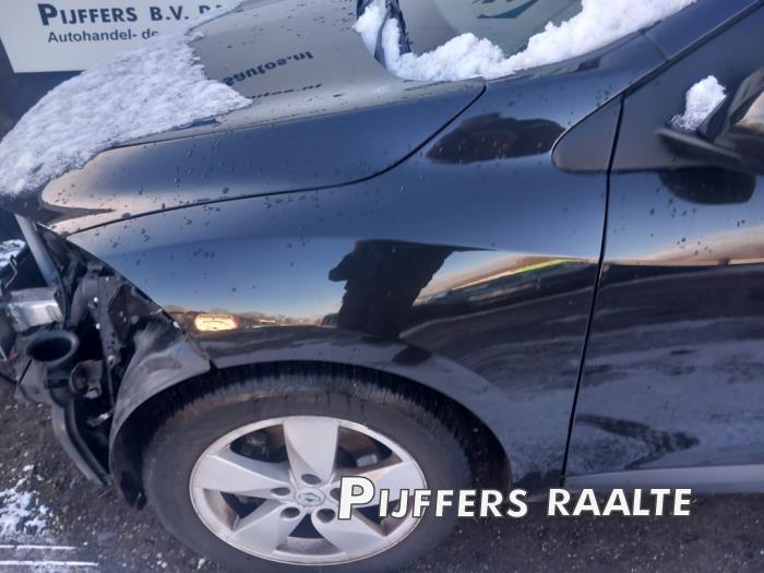 Renault Megane III Grandtour 1.4 16V TCe 130 Sloopvoertuig (2010, Zwart)