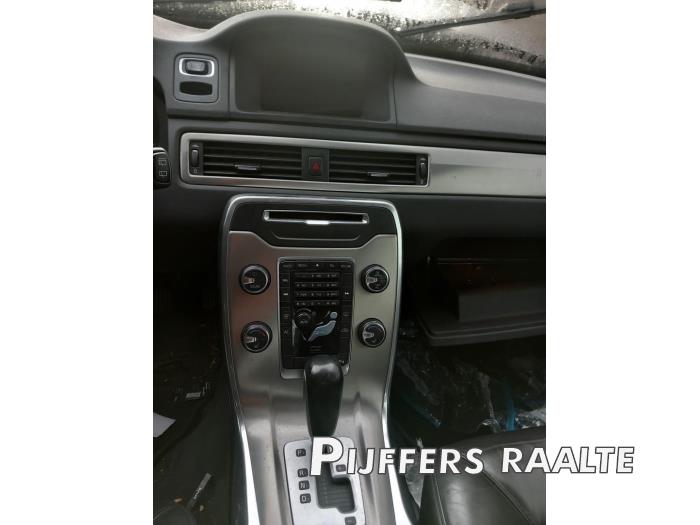 Volvo V70 1.6 T4 16V Sloopvoertuig (2012, Grijs)