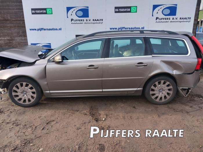 Volvo V70 1.6 T4 16V Sloopvoertuig (2012, Grijs)