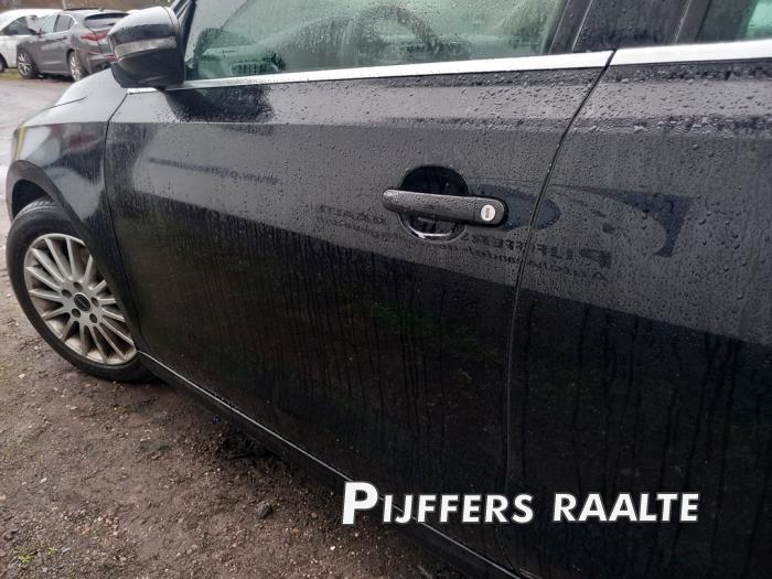 Volkswagen Jetta IV 1.6 TDI 16V Sloopvoertuig (2013, Zwart)