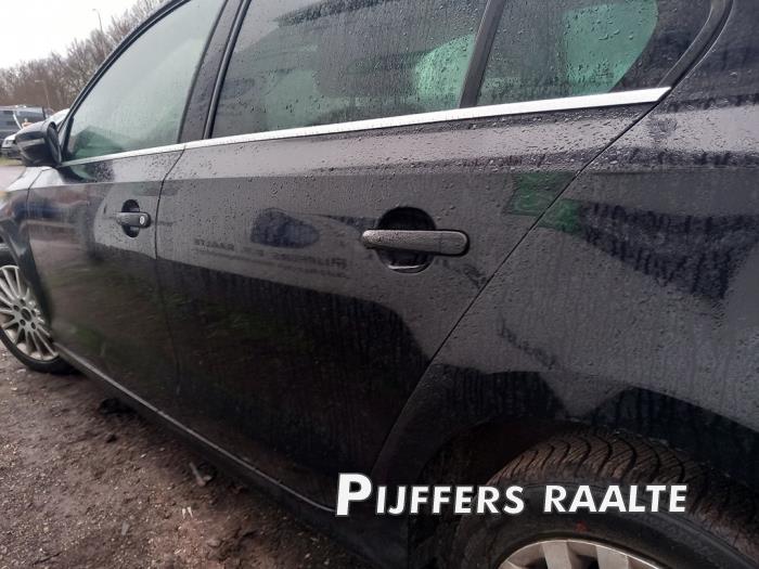 Volkswagen Jetta IV 1.6 TDI 16V Sloopvoertuig (2013, Zwart)