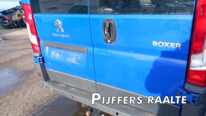 Peugeot Boxer 2.0 BlueHDi 130 Sloopvoertuig (2016, Blauw)