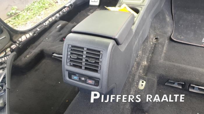 Volkswagen Golf VIII 2.0 GTI Clubsport 16V Sloopvoertuig (2021, Zwart)