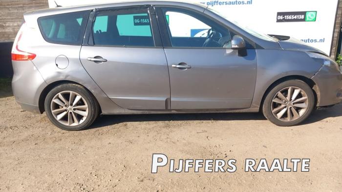 Renault Scénic III 1.4 16V TCe 130 Sloopvoertuig (2010, Grijs)