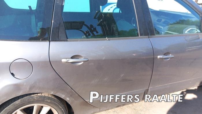 Renault Scénic III 1.4 16V TCe 130 Sloopvoertuig (2010, Grijs)