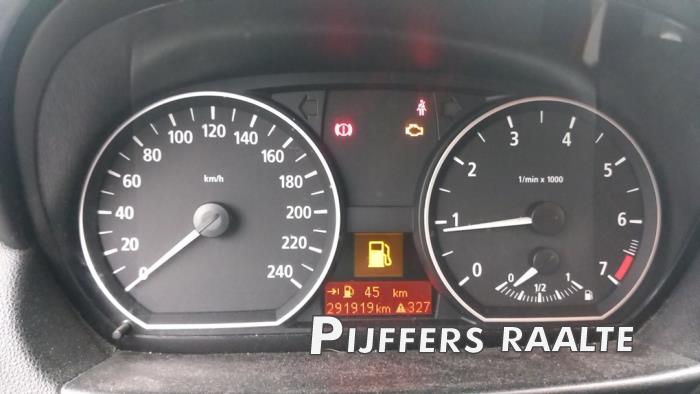 BMW 1 serie 118i 16V Sloopvoertuig (2006, Zwart)