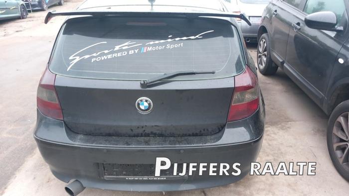 BMW 1 serie 118i 16V Sloopvoertuig (2006, Zwart)