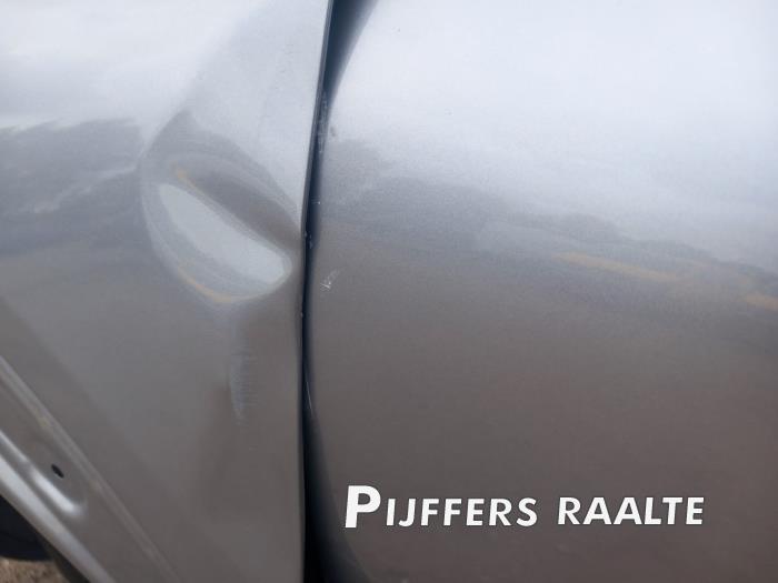 Citroen C4 Cactus 1.2 PureTech 110 12V Sloopvoertuig (2018, Grijs)