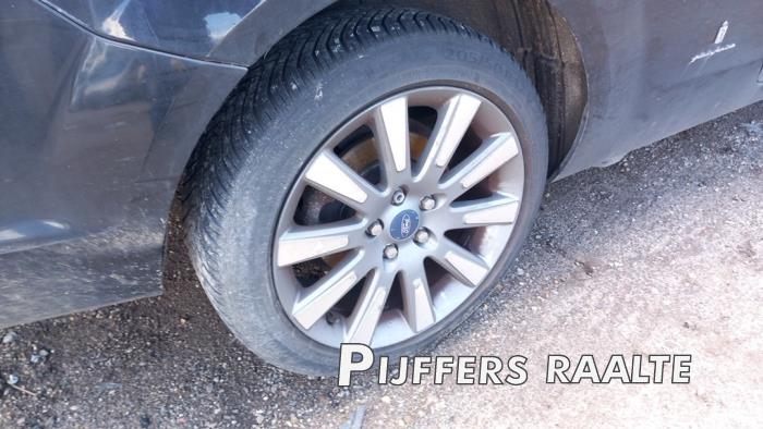 Ford Focus 2 C+C 2.0 16V Sloopvoertuig (2008, Zwart)