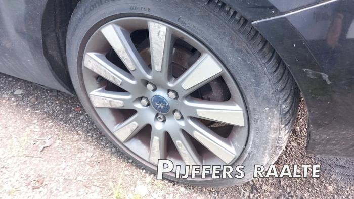 Ford Focus 2 C+C 2.0 16V Sloopvoertuig (2008, Zwart)