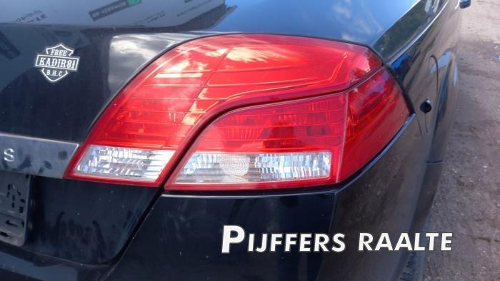 Ford Focus 2 C+C 2.0 16V Sloopvoertuig (2008, Zwart)
