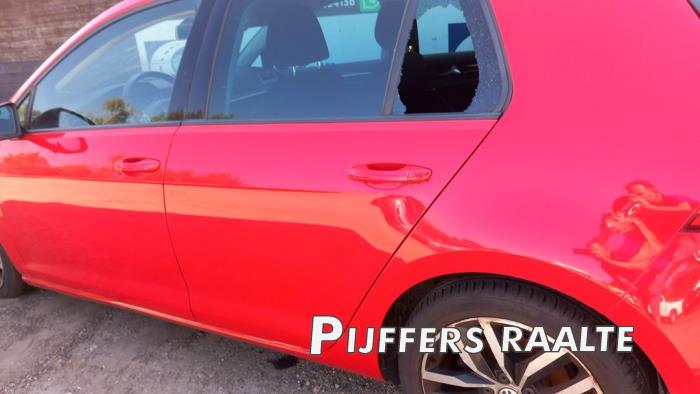 Volkswagen Golf VII 1.4 TSI 16V Sloopvoertuig (2013, Rood)