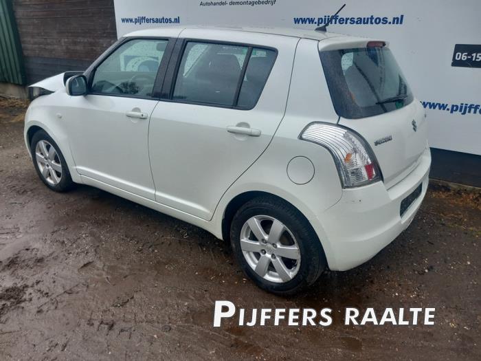 Suzuki Swift 1.3 VVT 16V Sloopvoertuig (2008, Wit)