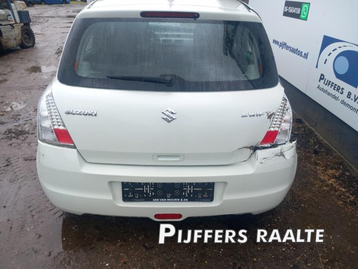 Suzuki Swift 1.3 VVT 16V Sloopvoertuig (2008, Wit)