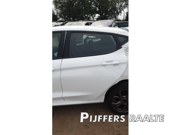 Ford Fiesta 7 1.0 EcoBoost 12V 100 Sloopvoertuig (2018, Wit)