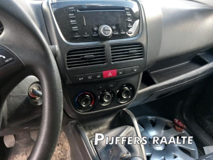 Opel Combo 1.3 CDTI 16V ecoFlex Sloopvoertuig (2016, Wit)