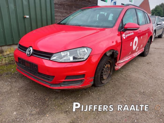Volkswagen Golf VII Variant 1.2 TSI 16V BlueMOTION Sloopvoertuig (2016, Rood)