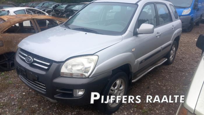 Kia Sportage 2.0 CVVT 16V 4x2 Sloopvoertuig (2006, Grijs)
